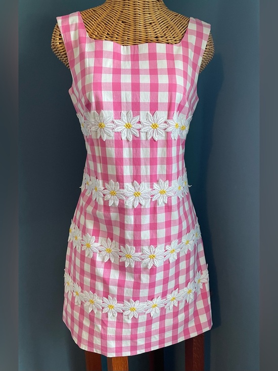 Lilly Pulitzer Dresses & Skirts - Vintage Y2K Lilly Pulitzer Shift Dress Pink White Gingham Daisy’s EUC Size 10